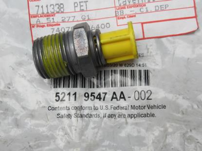 52119547AA Aansluiting voor oliekoeler Mopar