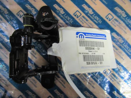 53329646 Scharnier middenvoor