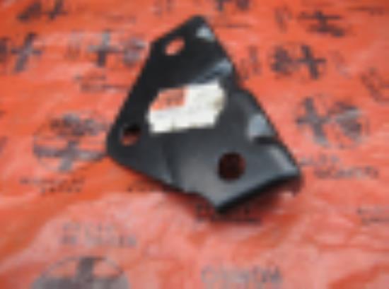 60501666 Hoekstuk beugel reminrichting