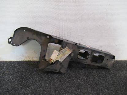 60815401 Steun carrosserie linksvoor