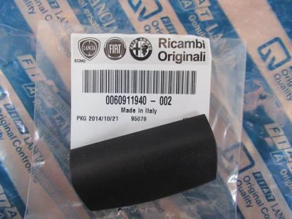 60911940 Siersuk bestuurdersstoel voorzijde