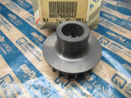 7604542 Tandwiel distributie