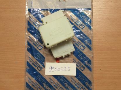 9950225 Ruitenwissermotor relais