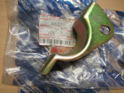 46453513 Bovenste beugel uitlaatpijp 1.9 TD