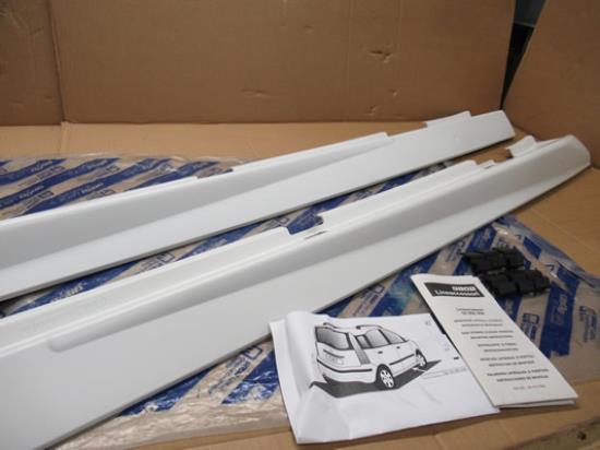 50900968 Sideskirtset