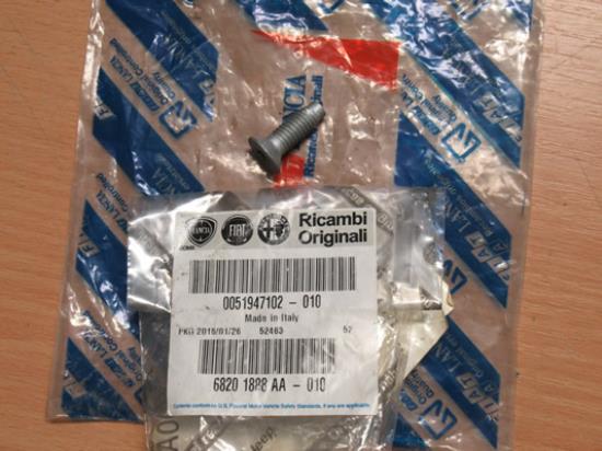 51947102 Bout portier voorzijde