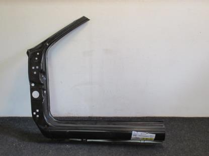 5895995 Deurstijl carrosserie linksvoor