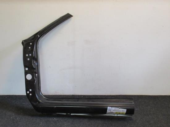 5895995 Deurstijl carrosserie linksvoor