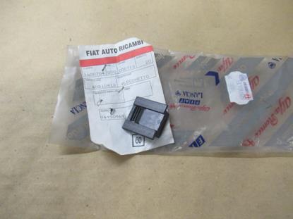 60810413 Blok voorruit