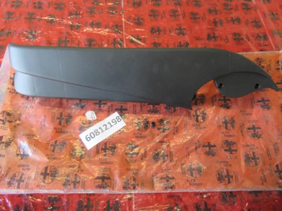 60812198 Sierstuk stoel rechtsvoor