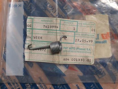 7618994 Veer rem rechtsachter