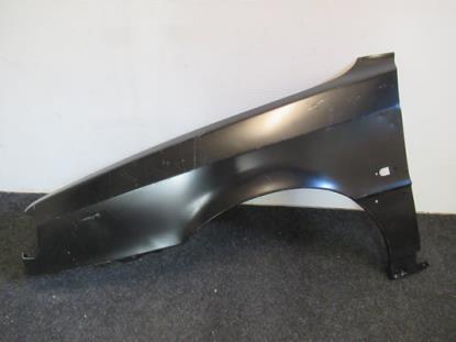 82430799 Voorscherm linkerzijde