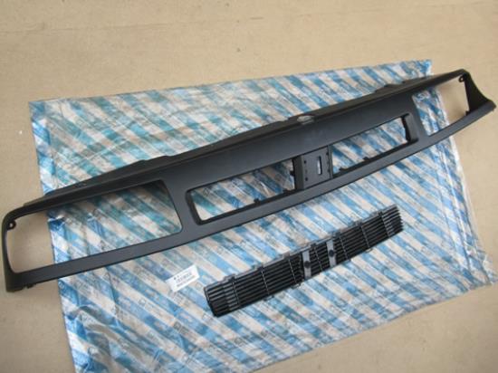 9567234380 Grille radiateur