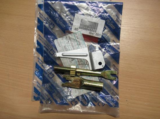 9945888 Remmenkit linksachter