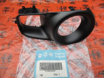 156049067 Sierstuk mistlamp linksvoor