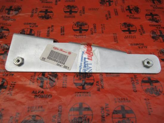 60663858 Beugel achterklep