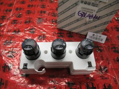 156050069 Bediening dashboard airconditioning