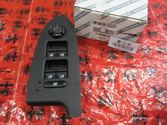 156095708 Raamschakelaar linker portier