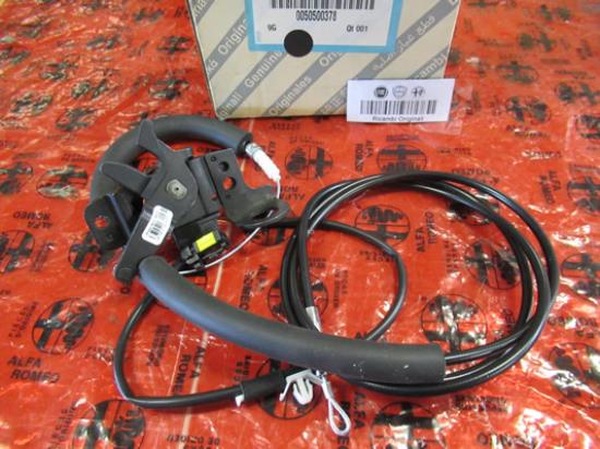 50500378 Slot cabriodak linkerzijde