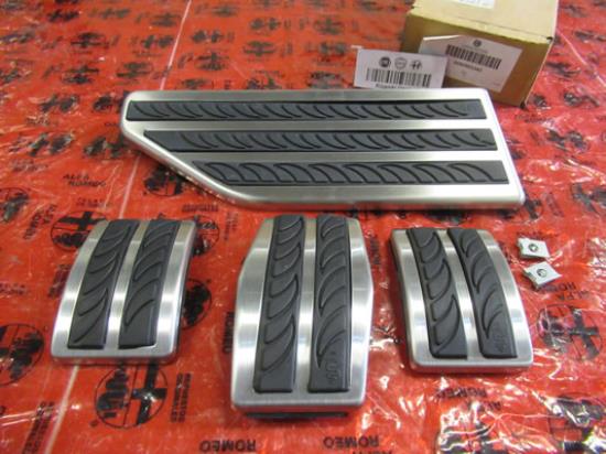 50903343 Pedaalset en steun van aluminium