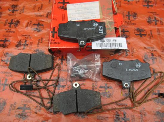 5893948 Remblokset 1.7 16V