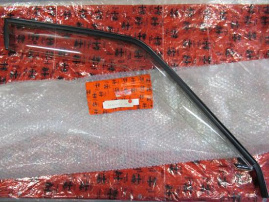 60505262 Winddeflector portier rechtsvoor