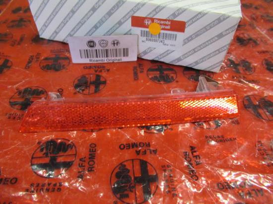 60597343 Reflector bumper linksachter