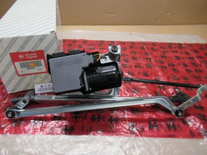 60657040 Ruitenwissermechaniek voorzijde met regensensor