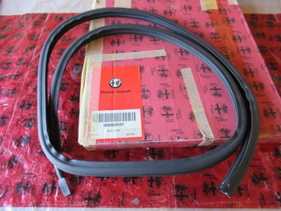 60658597 Pakking portier linksvoor