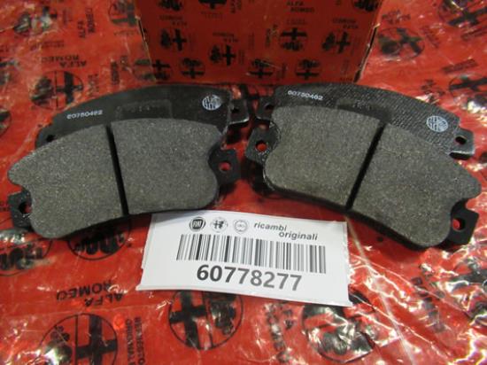 60778277 Remblokset voorzijde