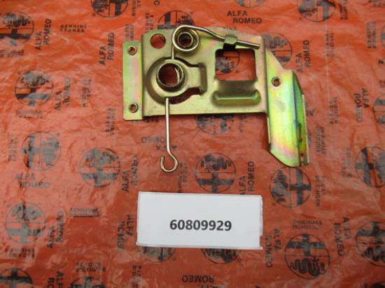 60809929 Motorkapvergrendeling