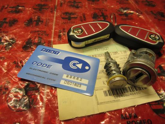 71773127 Complete slotenset inclusief codekaart