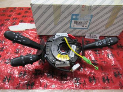 735365530 Stuurschakelaar met cruise-control en dynamic stability control