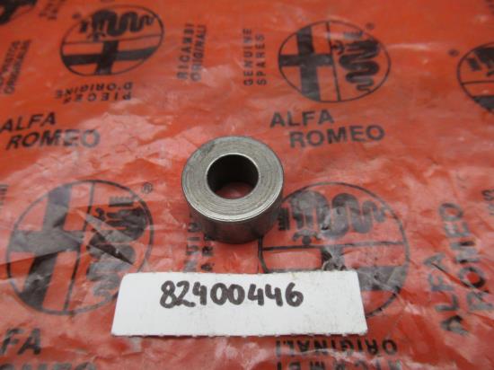 82400446 Afstandstuk voorvering