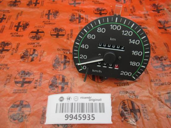 9945935 Kilometer teller
