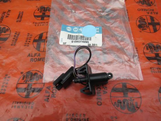 156064095 Verwarmde ruitenwisser sproeier