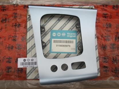 156065979 Sierstuk middenconsole automatische versnellingspook