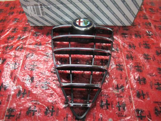 156094172 Grille voorbumper