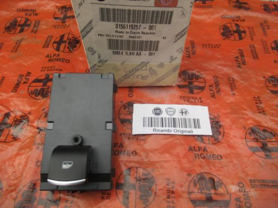 156119257 Raamschakelaar rechterzijde