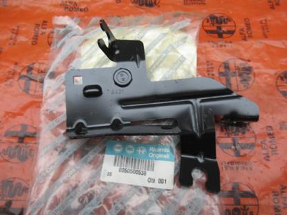 50500538 Beugel remmen rechterzijde