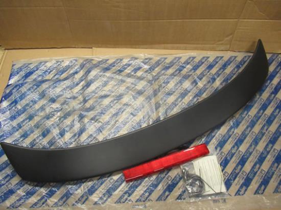 5900621 Spoilerkit met derde remlicht