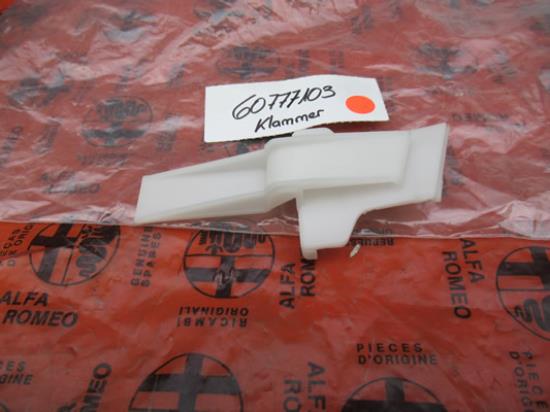 60777103 Veertje koplampen