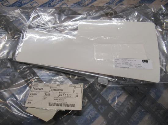 71752489 Sticker zijskirt rechterzijde