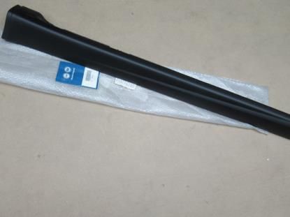 735276210 Sideskirt linkerzijde