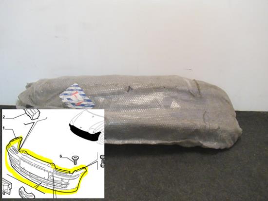 735280319 Voorbumper