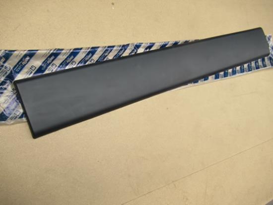 735306282 Stootstrip