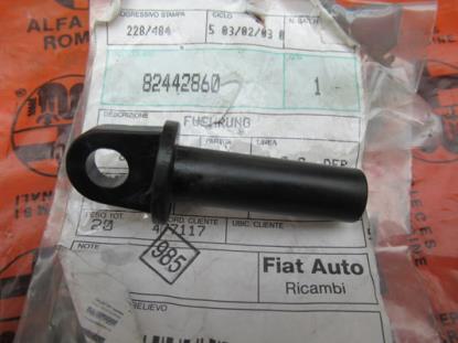 82442860 Geleiding koppelingspedaal