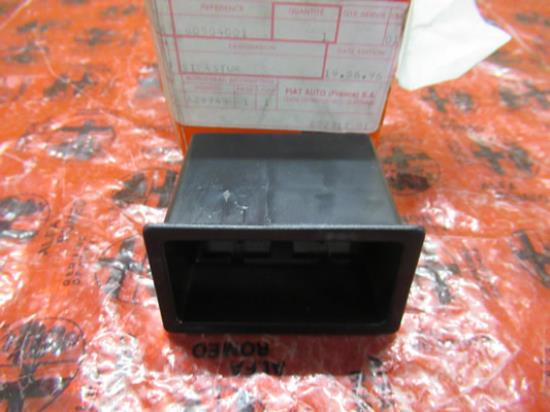 60504001 Sierstuk dashboard rechterzijde