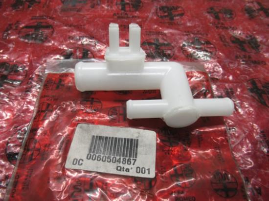 60504867 Aansluiting carburateur