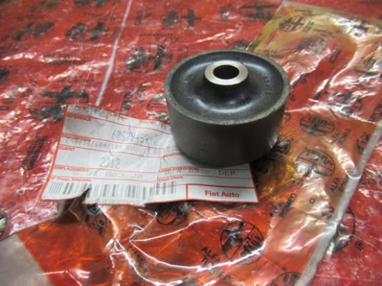 60578489 Elastische bus achtervering